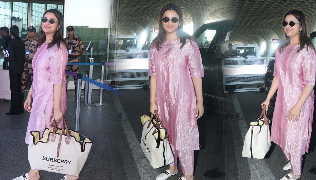 Parineeti Chopra gets spotted at the Mumbai airport