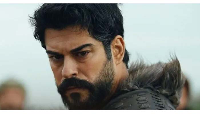 Burak Ozcivit shares new yet captivating IG update