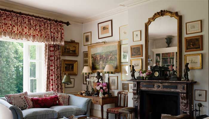 Add these 5 trending antique items to décor your abode