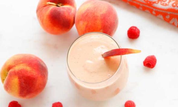 Peach Melba Smoothie recipe