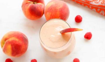 Peach Melba Smoothie recipe