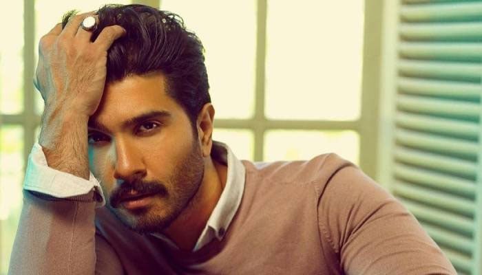 Feroze Khan guides women to obey men as key to living happy life