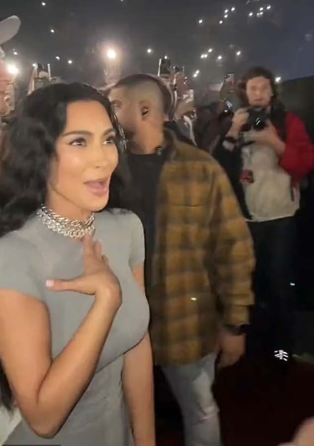 Kim Kardashian graces Drake's concert and delivers iconic soundbite