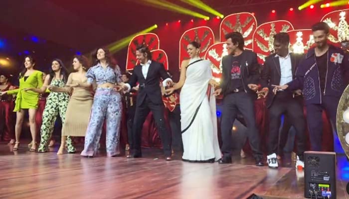 Shah Rukh Khan steals the show at Jawan success party, dances with the cast