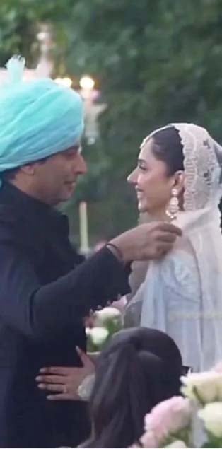 Mahira Khan wedding glimpses leave Pakistani celebrities smitten