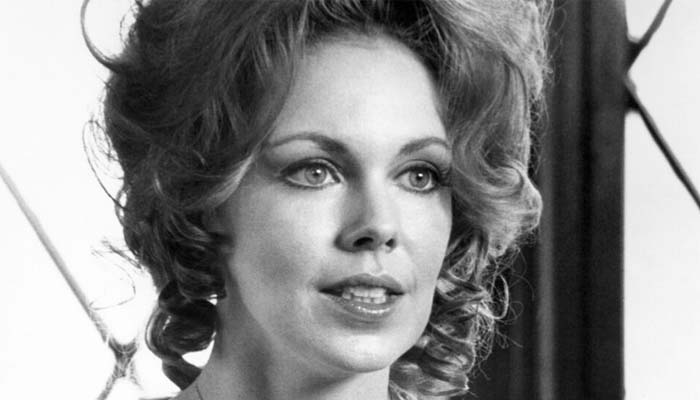 Dark Shadows star, Lara Parker bites the dust at 84