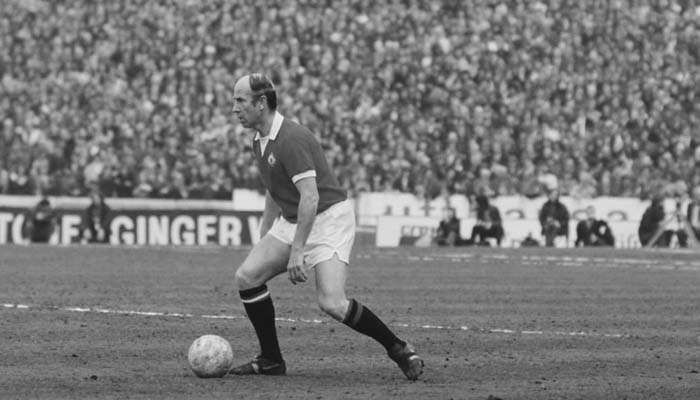 Bobby Charlton, hero of Englands 1966 World Cup triumph, passes away at 86