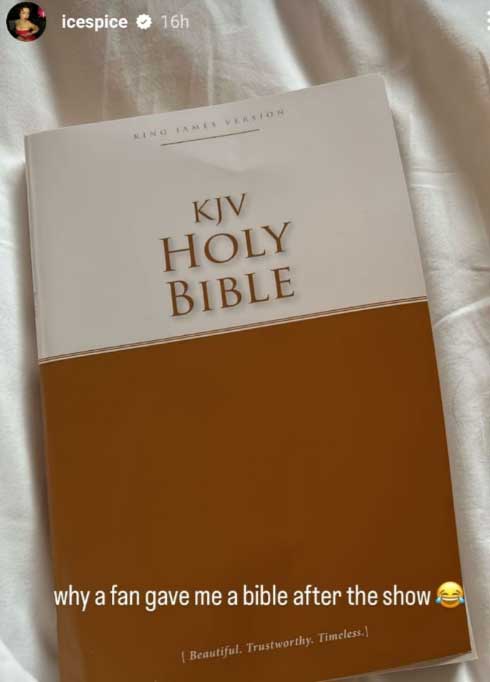 ‘Betty Boop’ Ice Spice left confused after receiving unusual gift from a fan