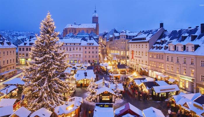 10 spectacular holiday destinations to celebrate Christmas