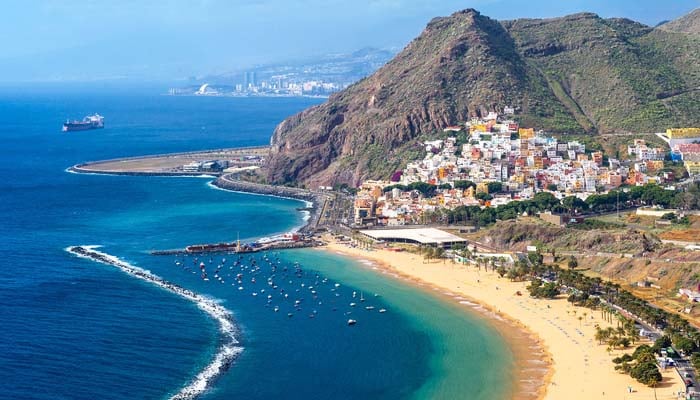 Top 10 Christmas holiday destinations: From snowy escapes to tropical paradises