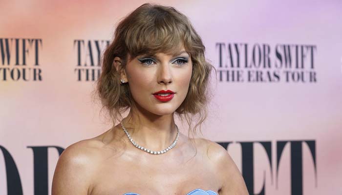 Taylor Swift takes off to NYC for TIME Gala ahead of 34th birthday