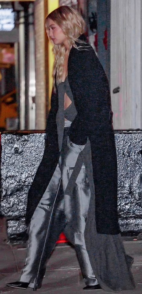 Taylor Swift, Blake Lively radiate friendship goals with twin dresses at NYC birthday bash