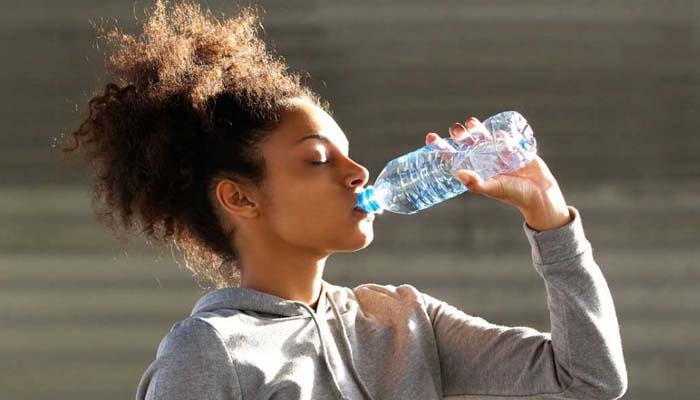 8 significant reasons to stay hydrated in winter season