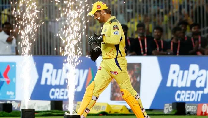 Watch: MS Dhoni raves about Pakistani food in viral video