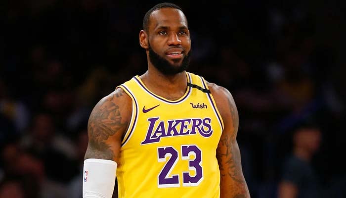 LeBron James bids farewell to Upper Deck, welcomes Fanatics in partnership