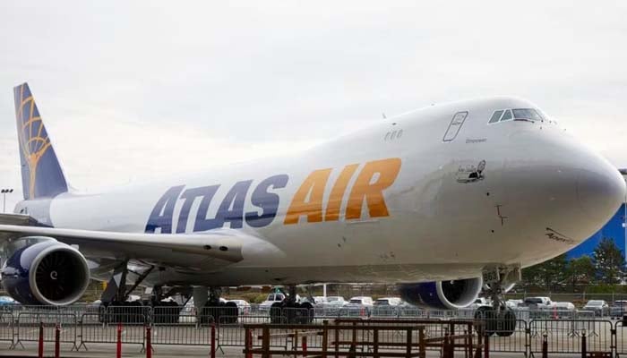 Boeing cargo plane lands safely amid engine malfunction in Miami