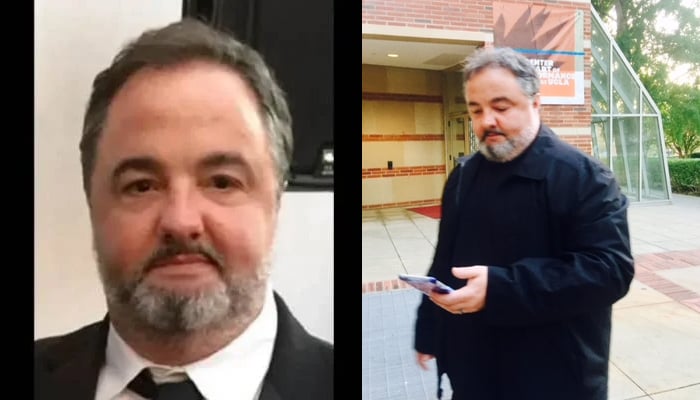 Tom Johnson, Emmy winning writer for The Daily Show breathes his last at 55