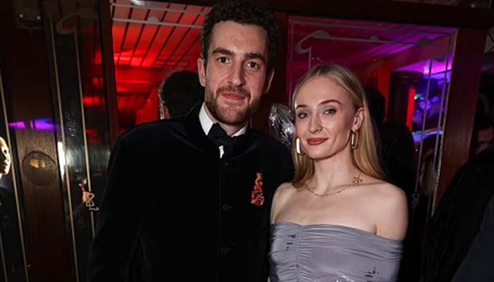 Sophie Turner stuns with beau Peregrine Pearson at Stanley Zhus event