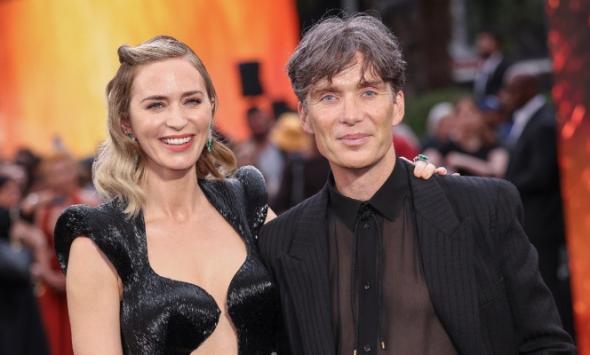 Emily Blunt applauds Cillian Murphy in 'Oppenheimer'