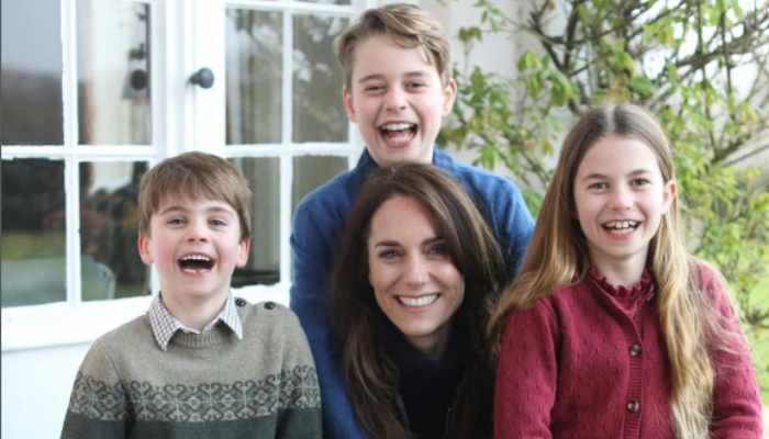 Kate Middleton drops first official picture with kids after abdominal surgery: PHOTO