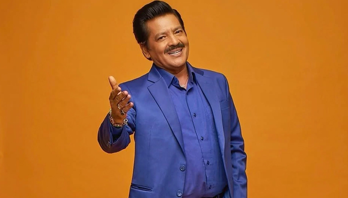 Udit Narayan breaks silence on controversial video