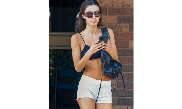 Angelina Censori supports Bianca's Grammy stunt with bold fashion choice 