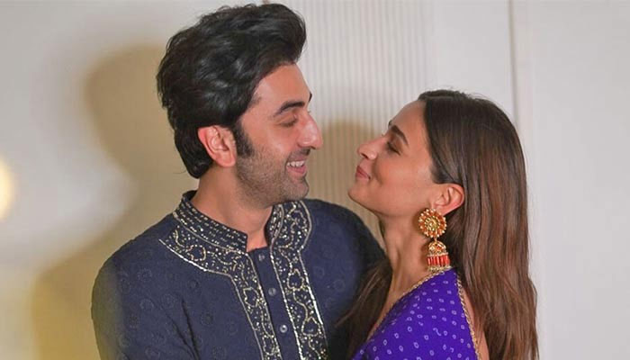 Alia Bhatt supports husband Ranbir Kapoor on a major public platform