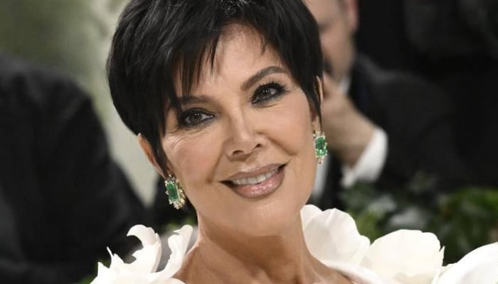 Kris Jenner wows fans with timeless beauty