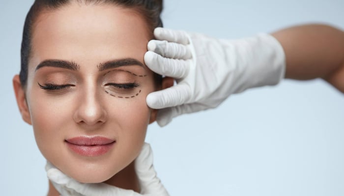 The rise of cosmetic surgery culture in Hollywood