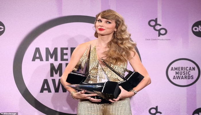 Will Taylor Swift attend the American Music Awards 2025?