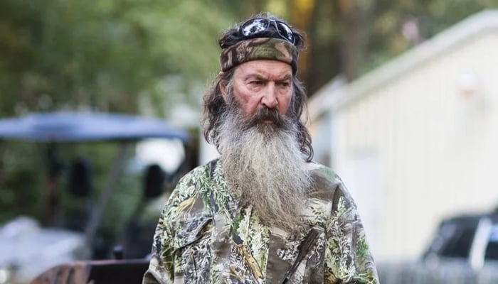 Duck Dynasty star Phil Robertson breathes his last at 79