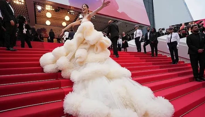 Cannes drops big names for big dreams
