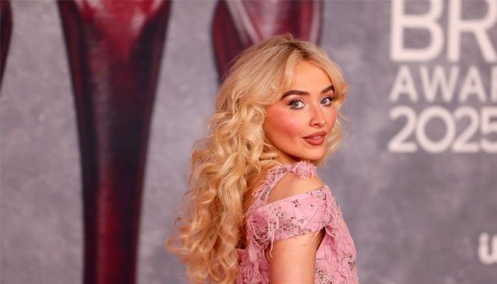 Sabrina Carpenter marks another major musical milestone