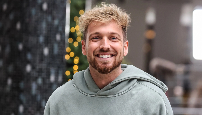 Sam Thompson caught in relationship amid major confession