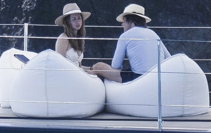 Ana de Armas excited to work with rumoured beau Tom Cruise