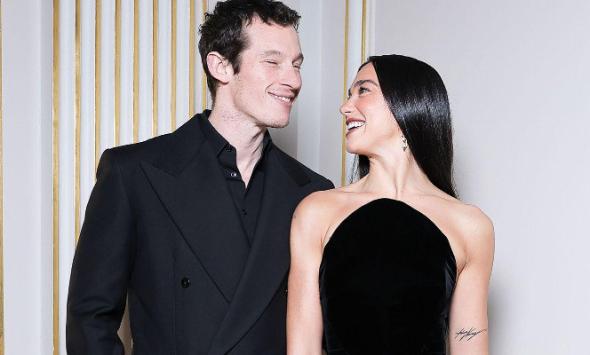 Dua Lipa, Callum Turner arrive with Tom Cruise for Oasis reunion