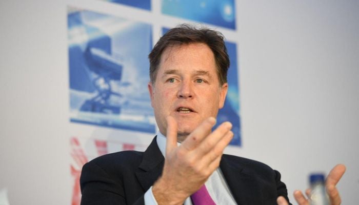 ‘Godfather of AI’ criticises tech giants for downplaying AI risks