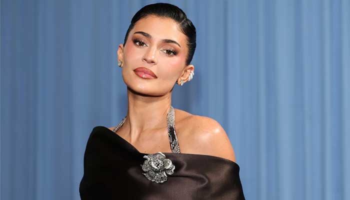 8 Hollywood stars who’ve opened up about undergoing cosmetic procedures
