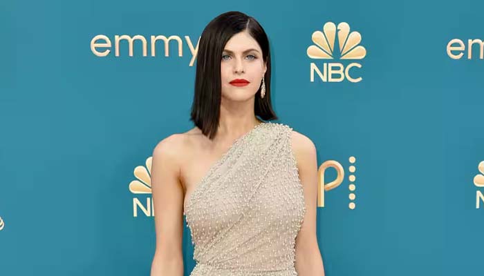 From bobs to blowouts: Celebrity hairstyles trending in 2025