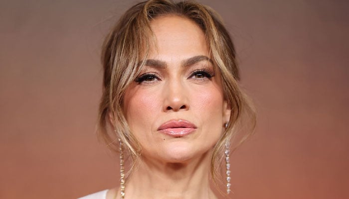Did you know Zoë Kravitz drinks clay? Weirdly bizarre diets celebrities follow
