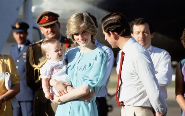 Selfies, smooches, and special gestures — Inside royal family’s protocol breaking spree