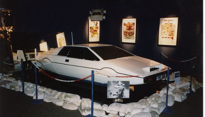 10 weird facts about Elon Musk that you might not know