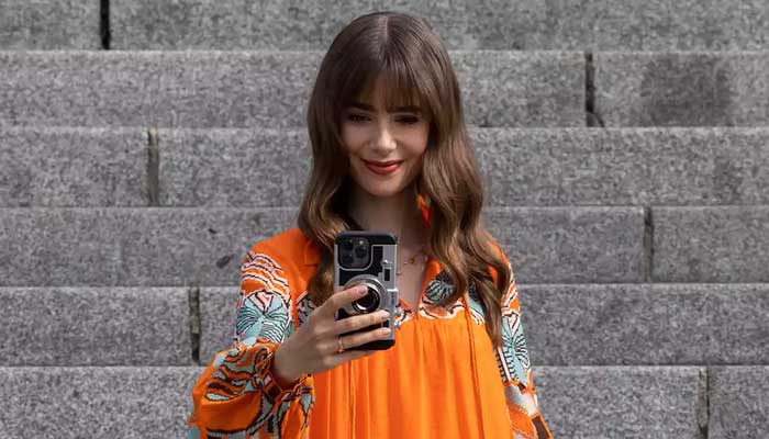 An extensive guide to the best looks from Emily in Paris