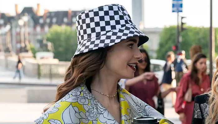 An extensive guide to the best looks from Emily in Paris