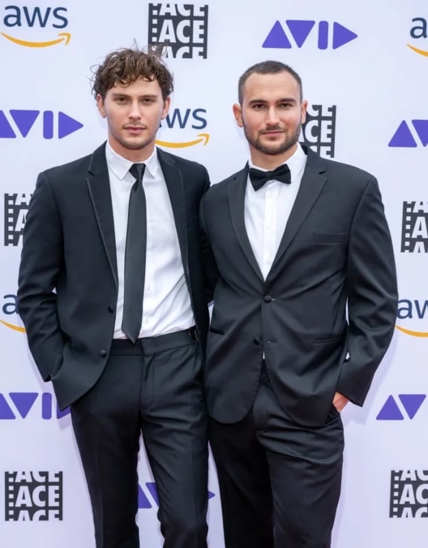 5 surprising celebrities you may or may not know have twin siblings