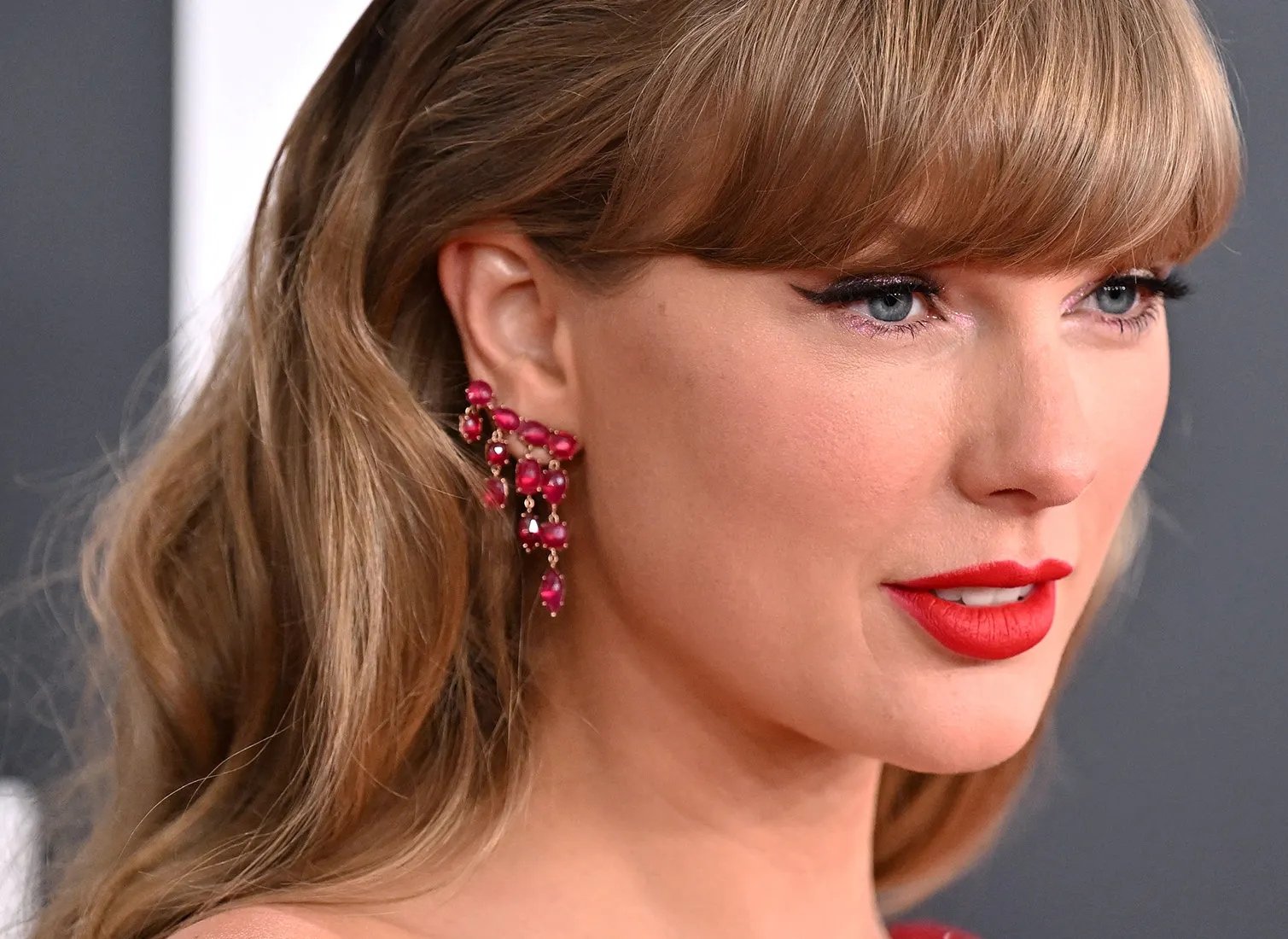 Taylor Swifts new album clues: Surprising Easter eggs you might have overlooked