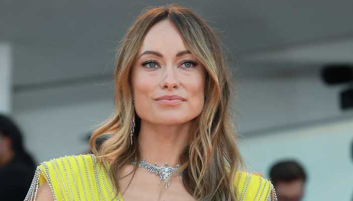 Top 5 Hollywood celebs who switched up their last names!