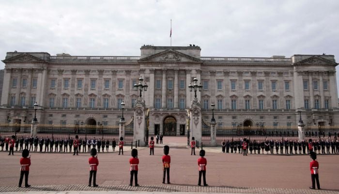 Uncover shocking Buckingham Palace facts