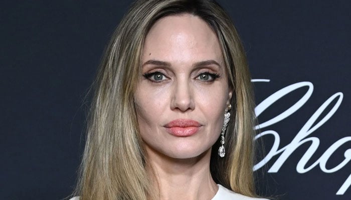 Celebrities and their unusual weird habits will blow your mind