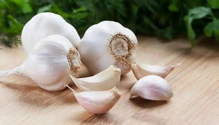 Foods Royal Family aren’t allowed to eat and the surprising reasons why